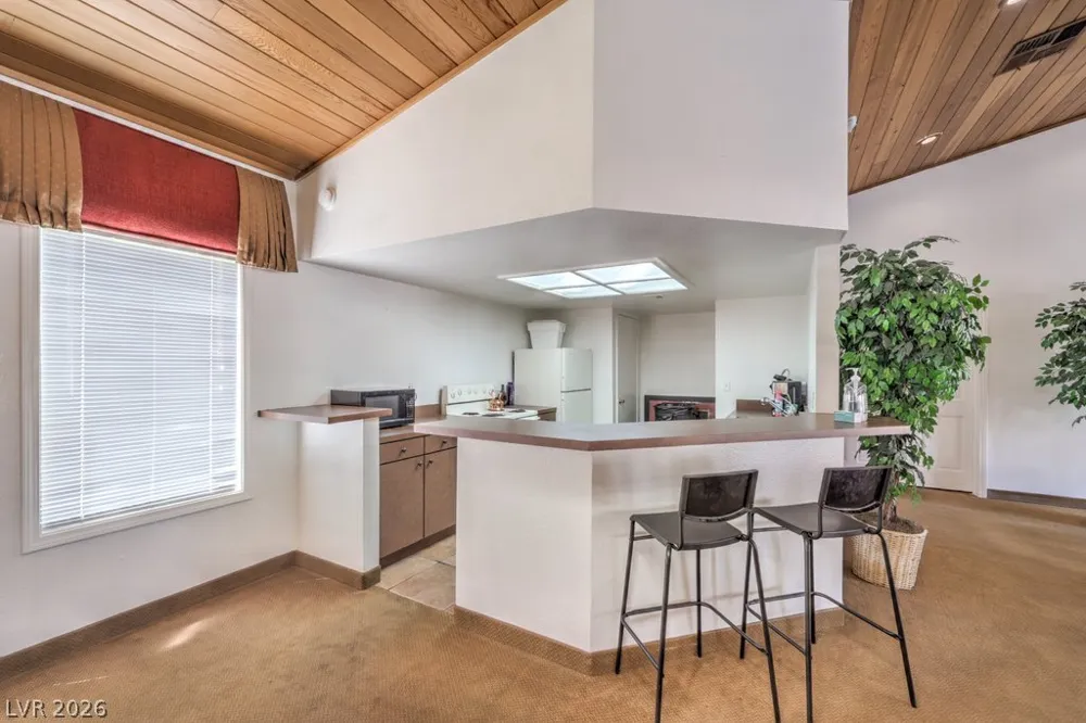 2451 Rainbow Boulevard #2007 Las Vegas, NV 89108
