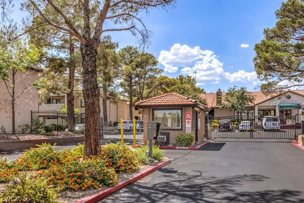 2451 Rainbow Boulevard #2007 Las Vegas, NV 89108