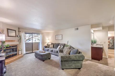 2451 Rainbow Boulevard #2007