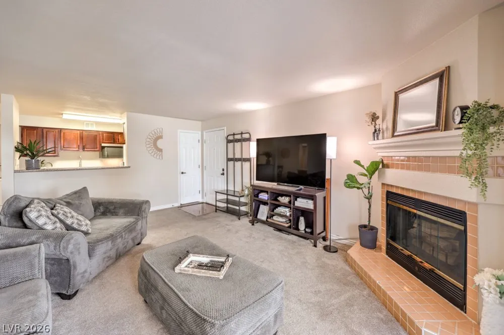 2451 Rainbow Boulevard #2007 Las Vegas, NV 89108
