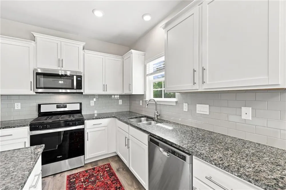 299 Roseberry Loop Burlington, NC 27215