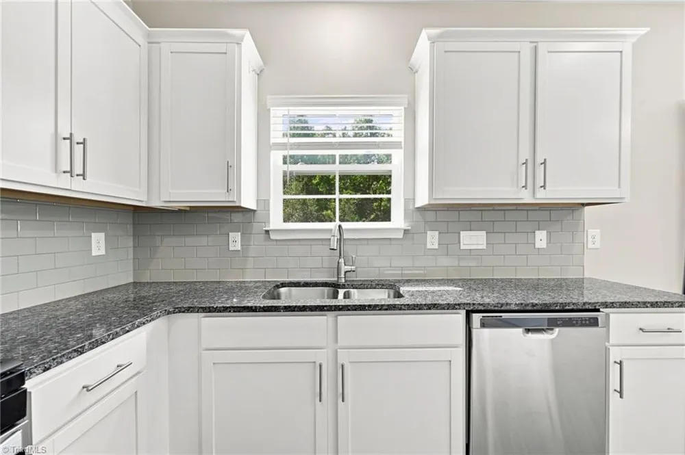 299 Roseberry Loop Burlington, NC 27215