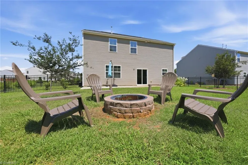 299 Roseberry Loop Burlington, NC 27215