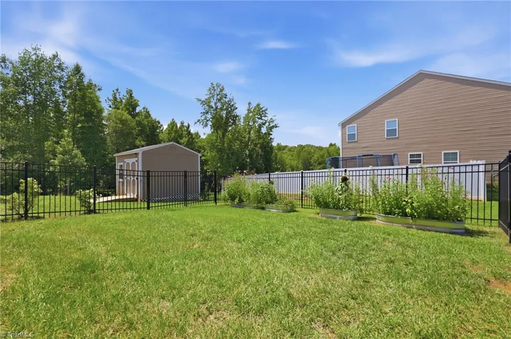 299 Roseberry Loop Burlington, NC 27215