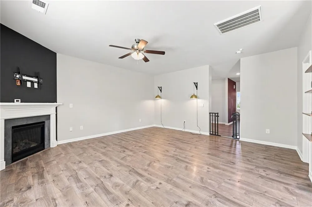 299 Roseberry Loop Burlington, NC 27215