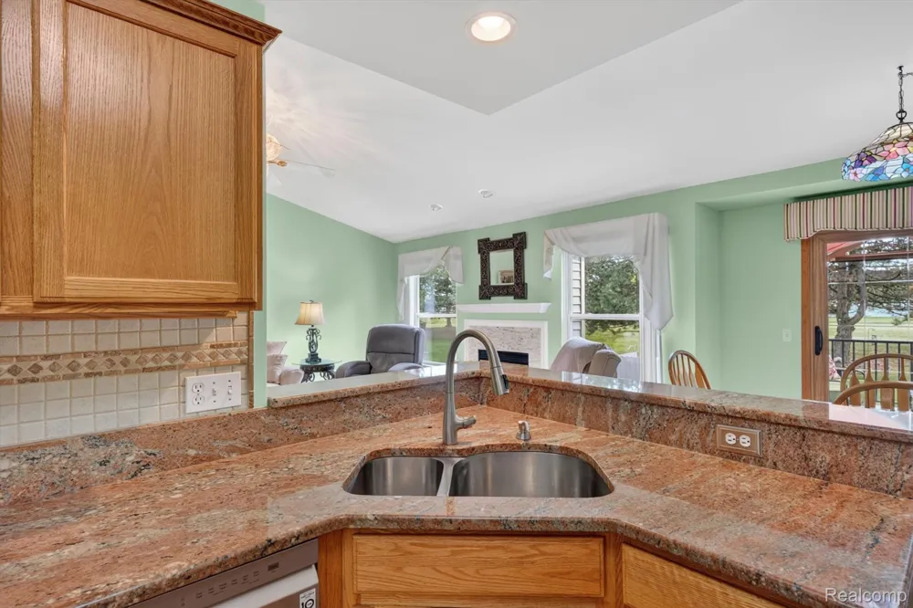 14960 Heather Pointe Drive Sterling Heights City, MI 48313