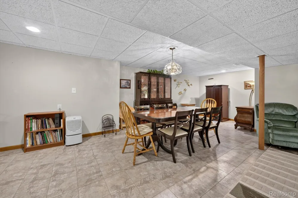 14960 Heather Pointe Drive Sterling Heights City, MI 48313