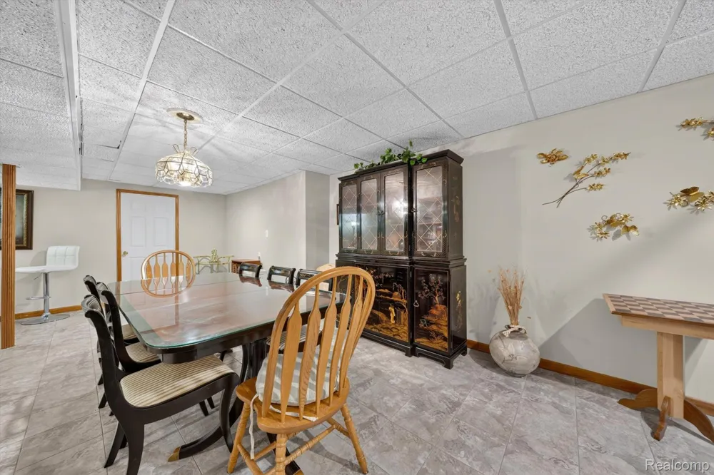 14960 Heather Pointe Drive Sterling Heights City, MI 48313