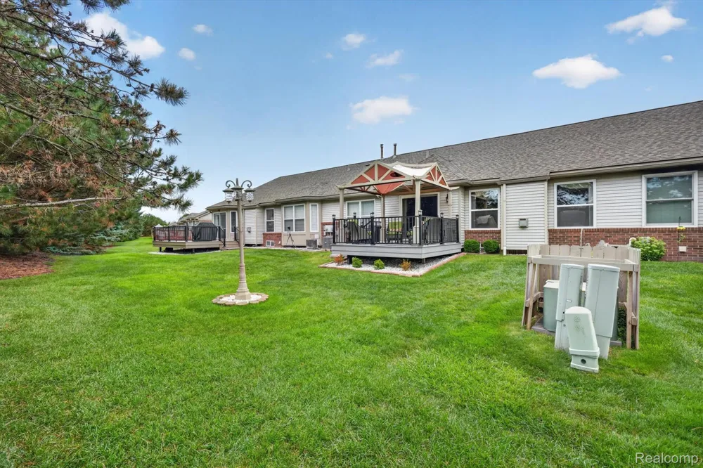 14960 Heather Pointe Drive Sterling Heights City, MI 48313
