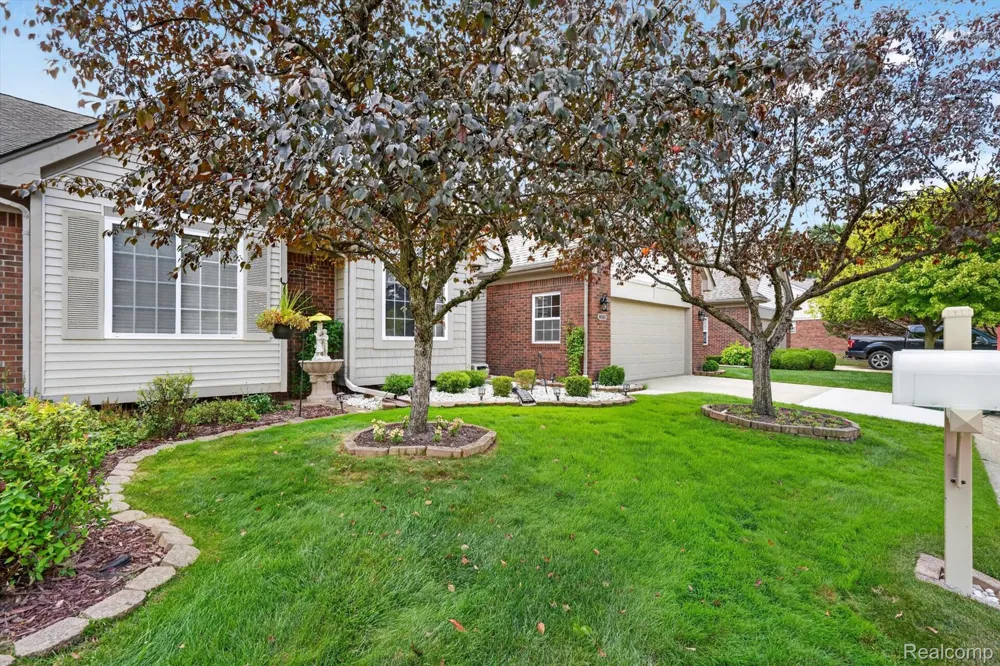 14960 Heather Pointe Drive Sterling Heights City, MI 48313