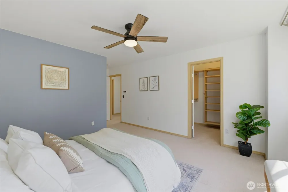 27912 31st Place S Auburn, WA 98001