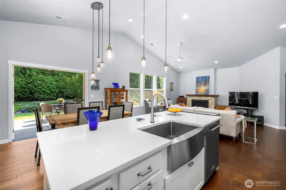 518 Twin Brooks Drive Mount Vernon, WA 98273