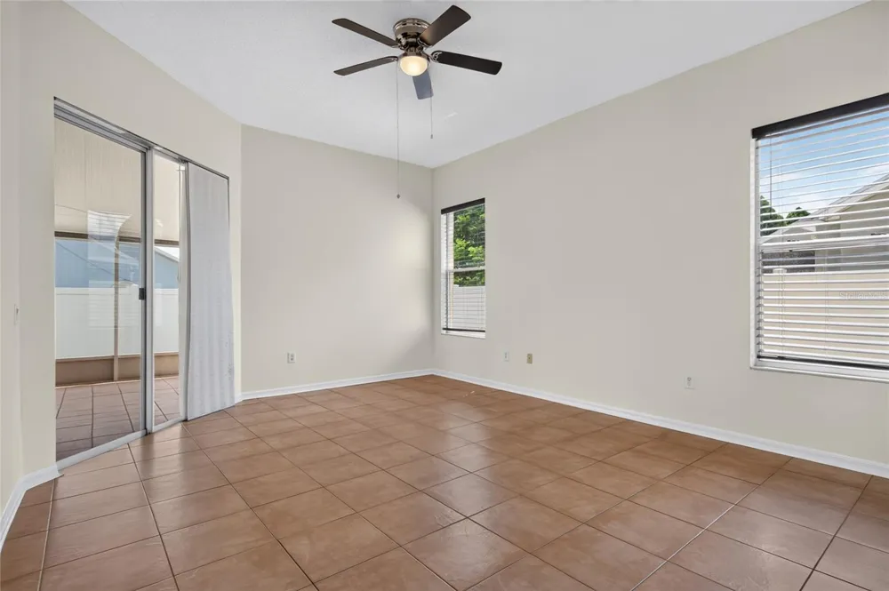 405 COUNTRY VINEYARD DRIVE Valrico, FL 33594