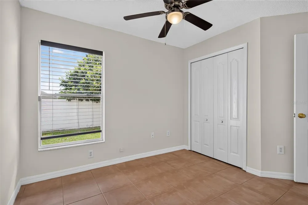 405 COUNTRY VINEYARD DRIVE Valrico, FL 33594