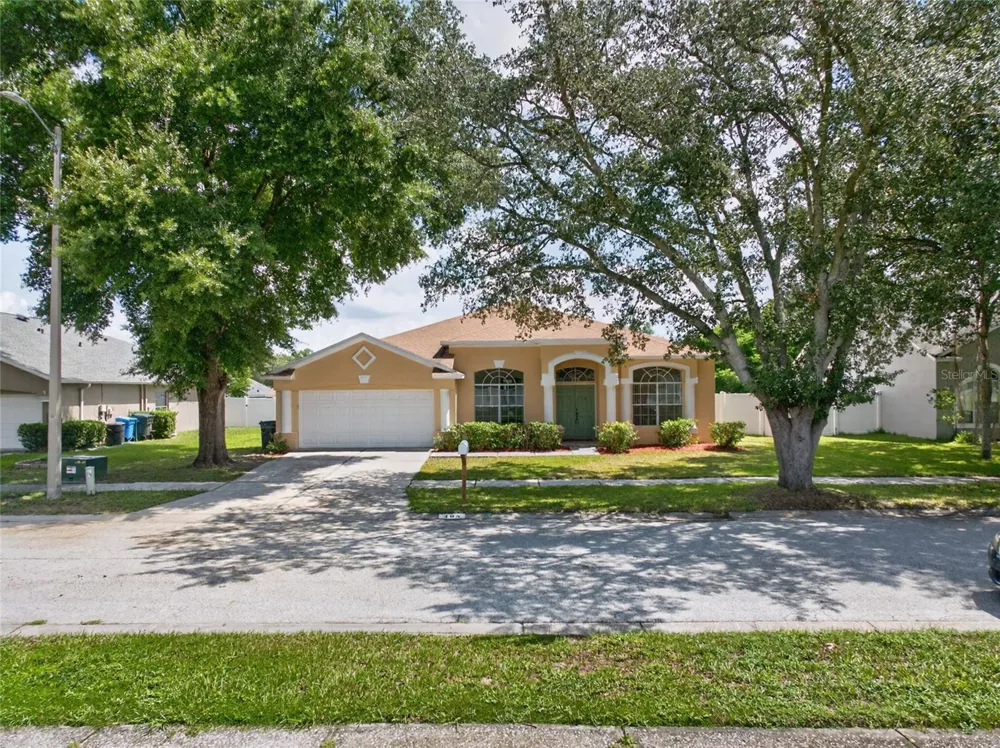 405 COUNTRY VINEYARD DRIVE Valrico, FL 33594