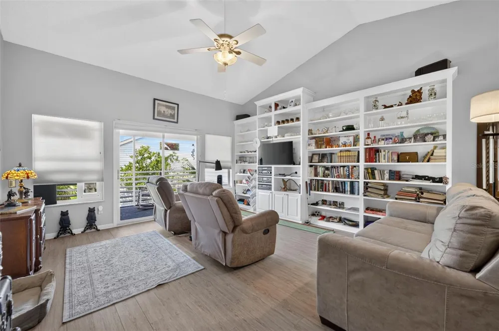 6057 LAKE POINTE DRIVE #410 Orlando, FL 32822