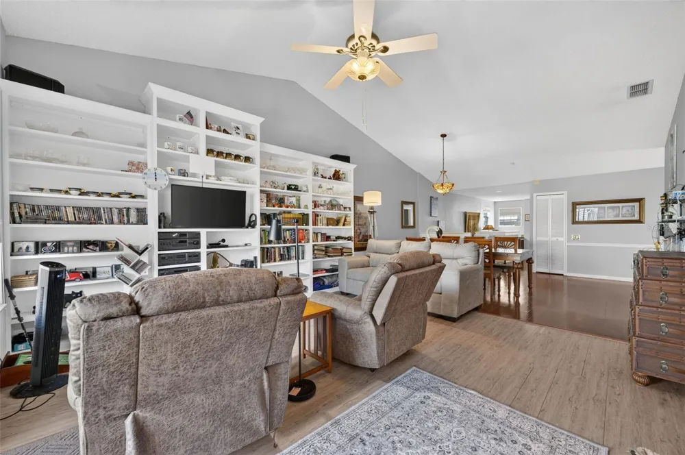 6057 LAKE POINTE DRIVE #410 Orlando, FL 32822