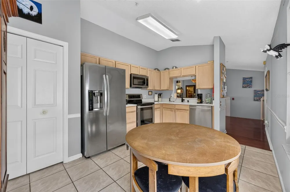 6057 LAKE POINTE DRIVE #410 Orlando, FL 32822