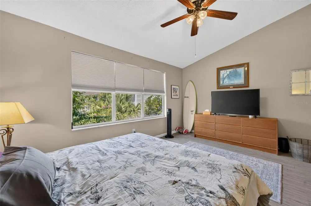6057 LAKE POINTE DRIVE #410 Orlando, FL 32822
