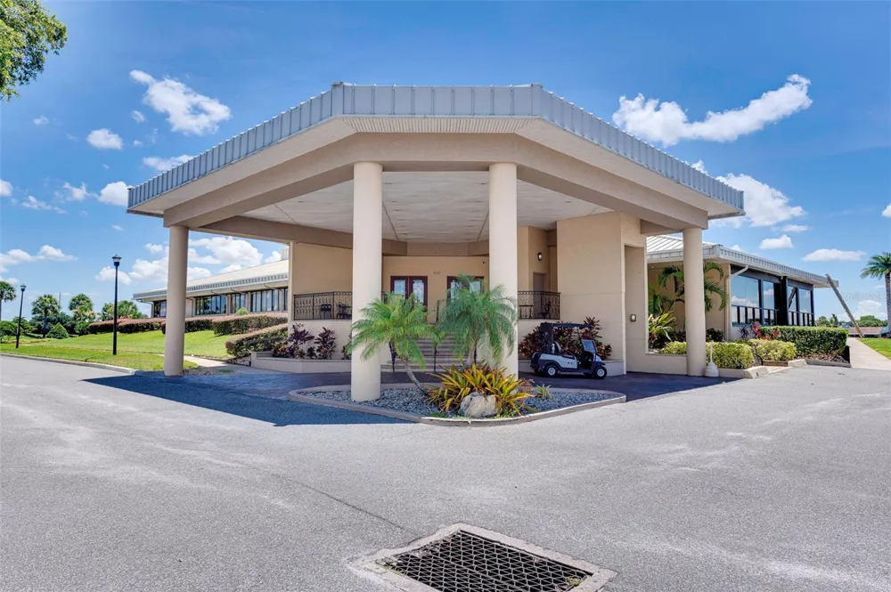 6057 LAKE POINTE DRIVE #410 Orlando, FL 32822