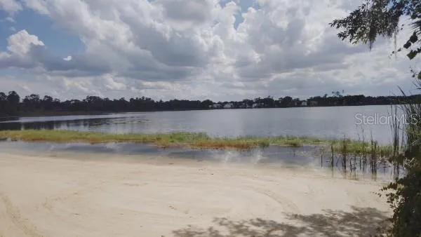 6057 LAKE POINTE DRIVE #410 Orlando, FL 32822