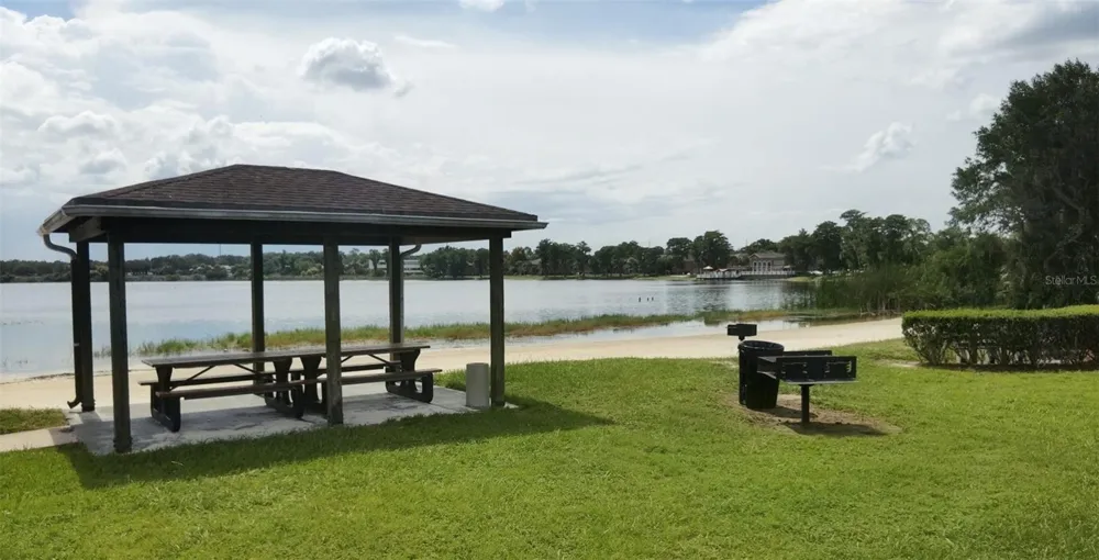 6057 LAKE POINTE DRIVE #410 Orlando, FL 32822