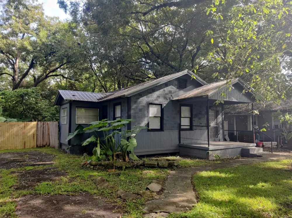 5425 LEAMING AVENUE Jacksonville, FL 32254