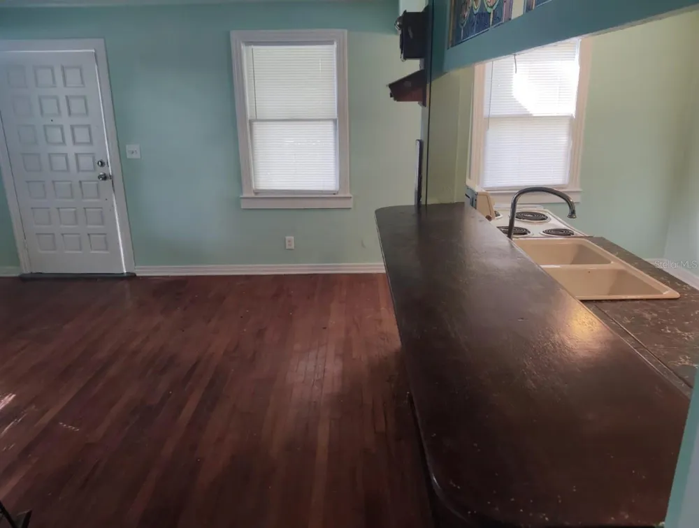 5425 LEAMING AVENUE Jacksonville, FL 32254