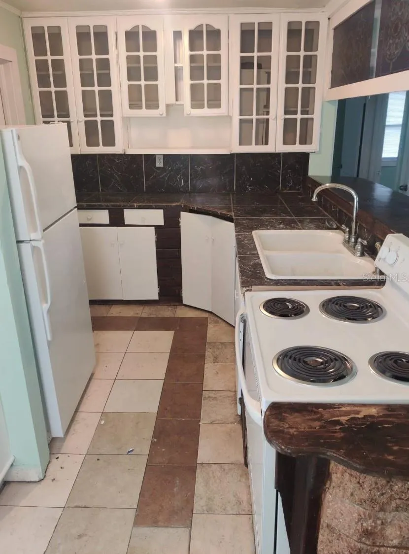 5425 LEAMING AVENUE Jacksonville, FL 32254