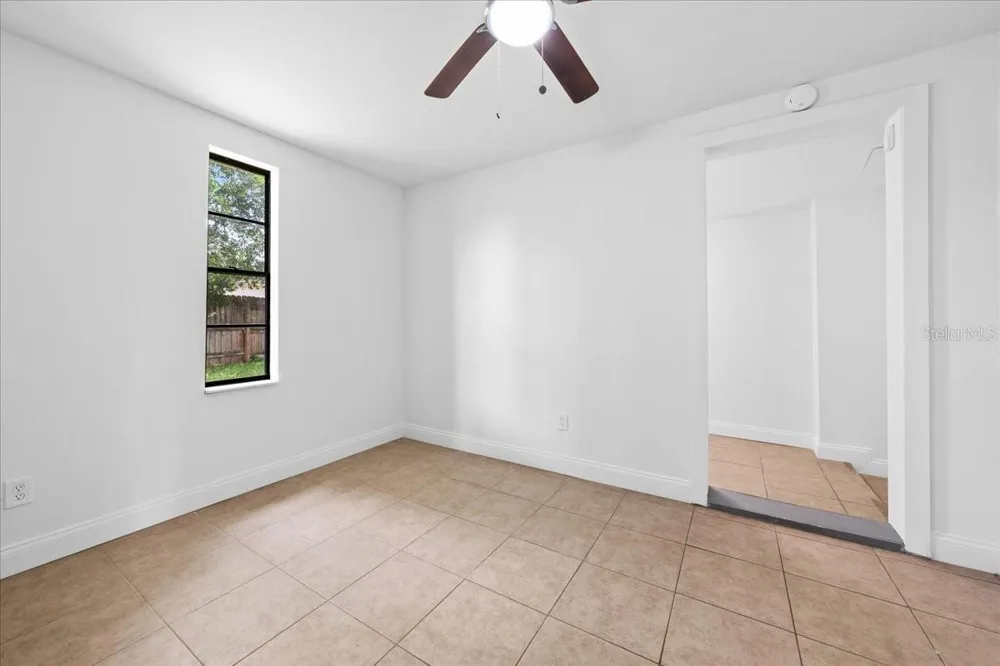 14804 BOULEVARD Tampa, FL 33613