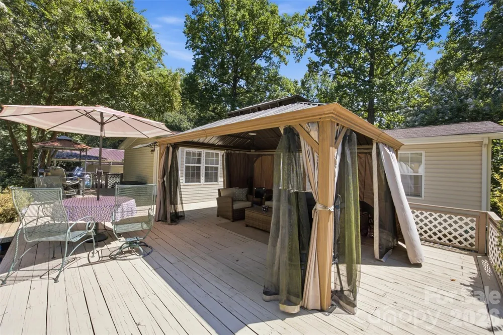 185 Payne Street Mount Holly, NC 28120