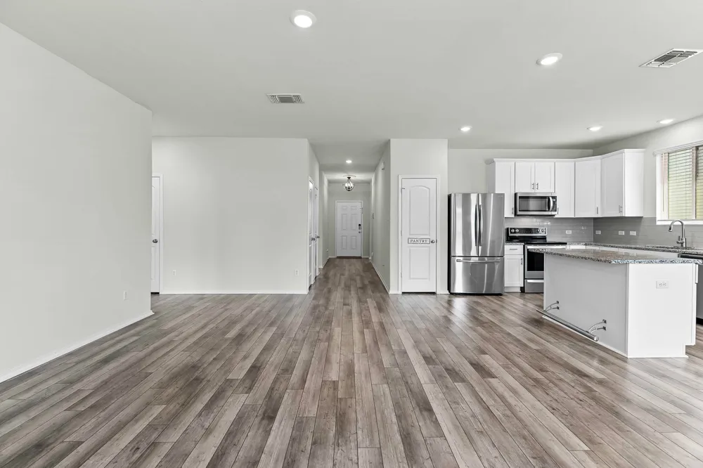 1705 T H Johnson Drive Taylor, TX 76574