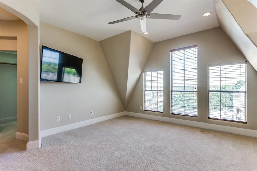 6633 Lost Star Lane Fort Worth, TX 76132