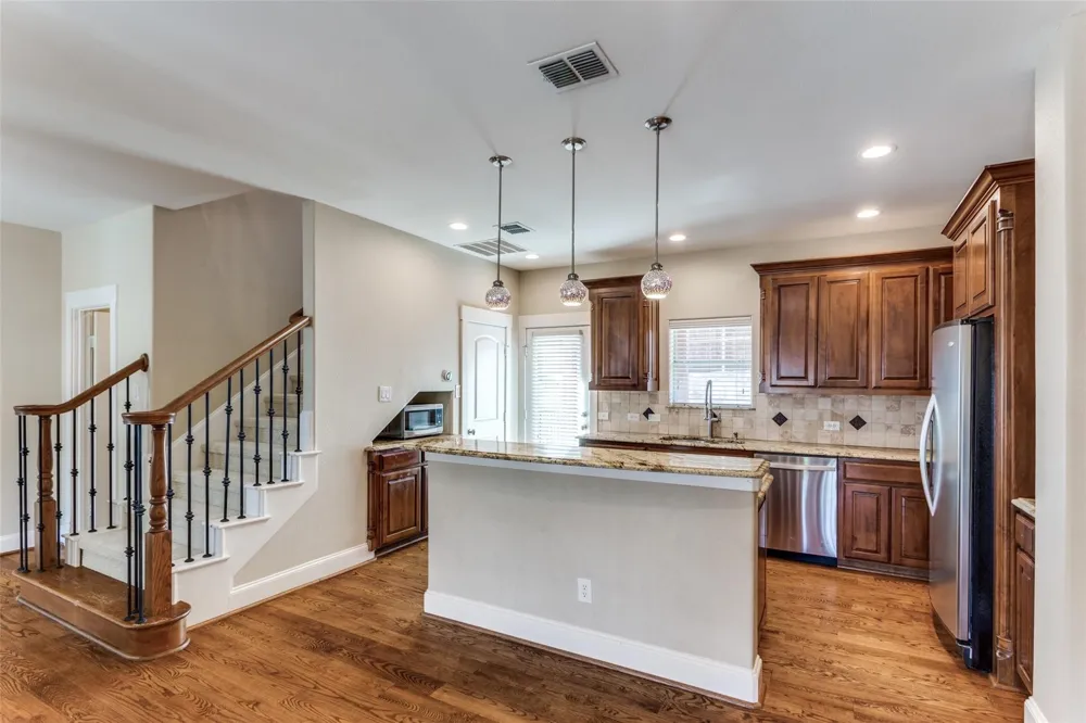 6633 Lost Star Lane Fort Worth, TX 76132
