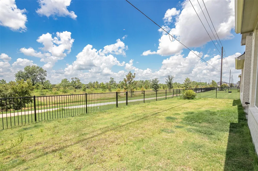5914 Emerald Ranch Lane Fulshear, TX 77441
