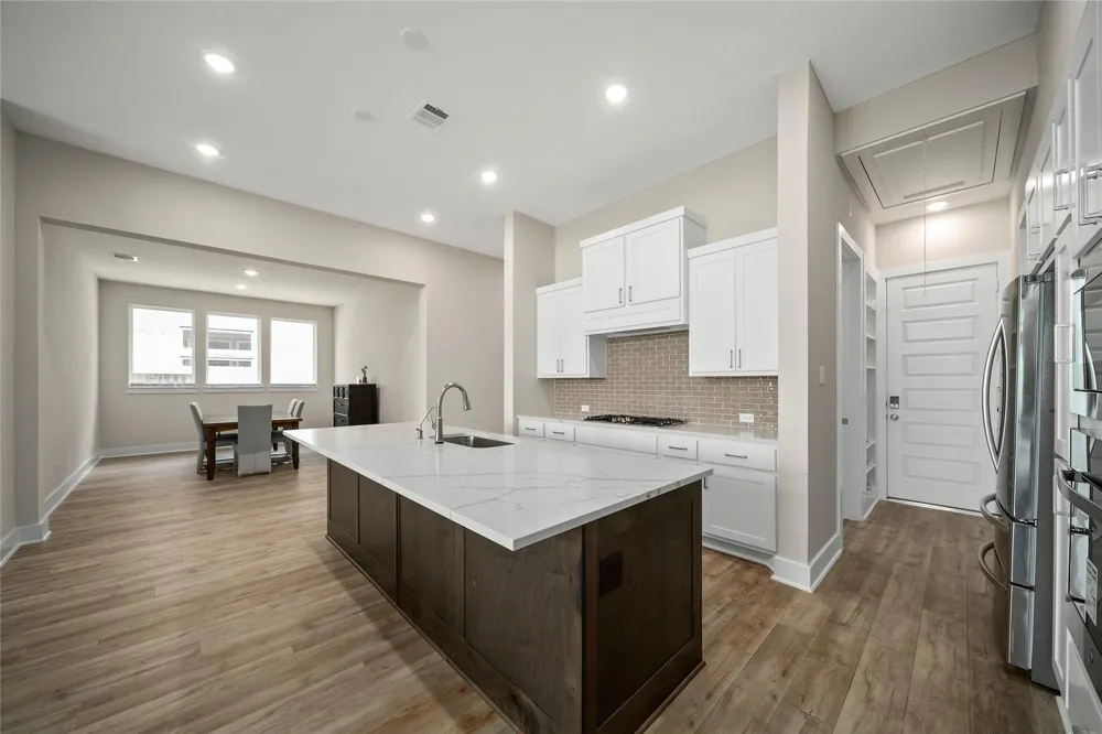 5914 Emerald Ranch Lane Fulshear, TX 77441