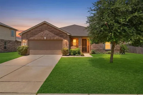 3502 Saxton Green Road