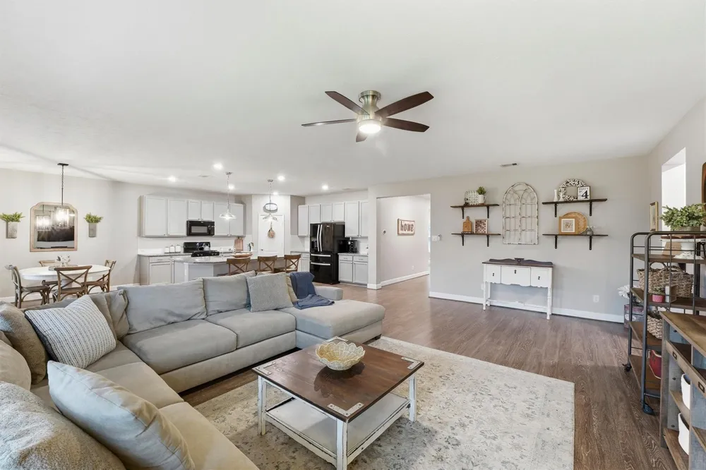3502 Saxton Green Road Pearland, TX 77584