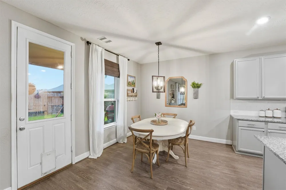 3502 Saxton Green Road Pearland, TX 77584