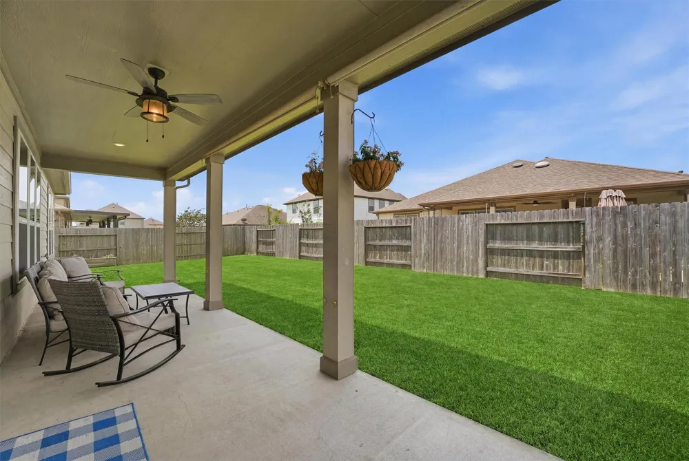 3502 Saxton Green Road Pearland, TX 77584