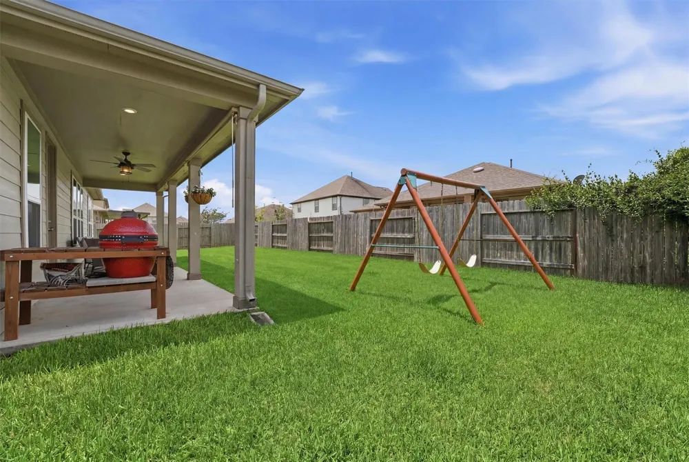 3502 Saxton Green Road Pearland, TX 77584