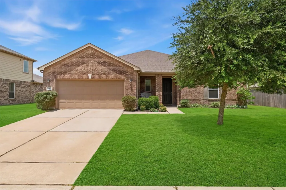 3502 Saxton Green Road Pearland, TX 77584