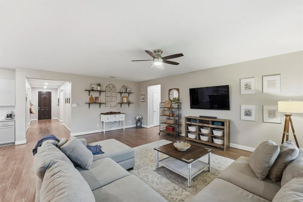 3502 Saxton Green Road Pearland, TX 77584