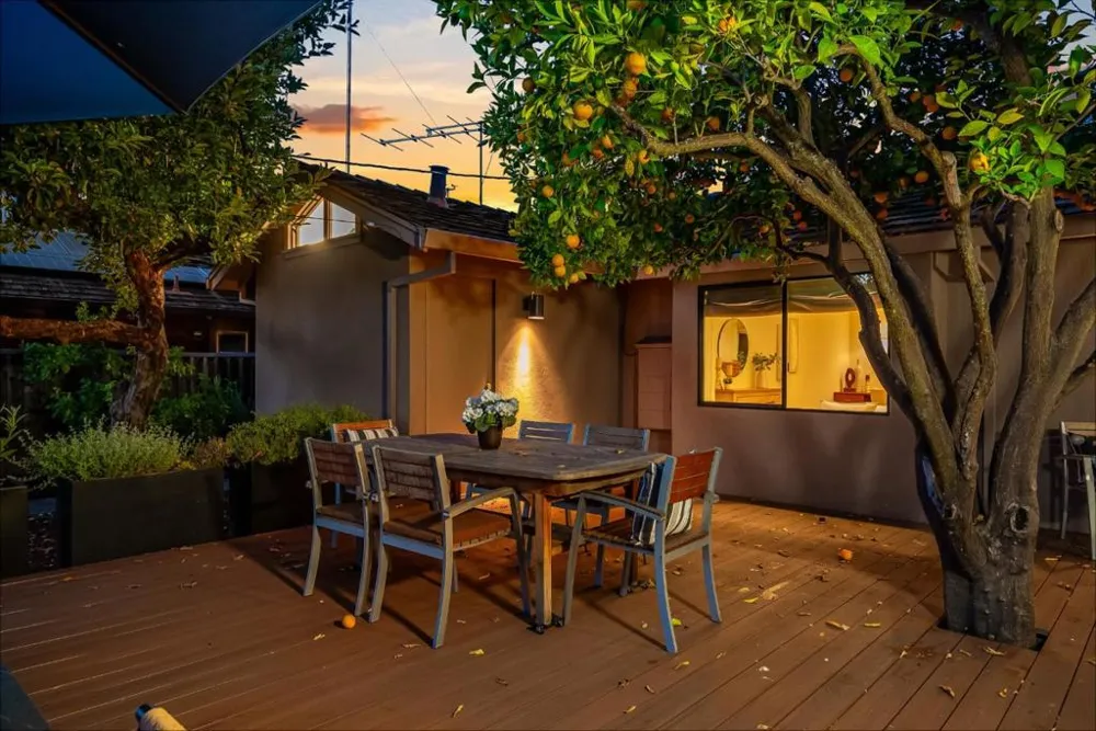 1940 Fallen Leaf Lane Los Altos, CA 94024