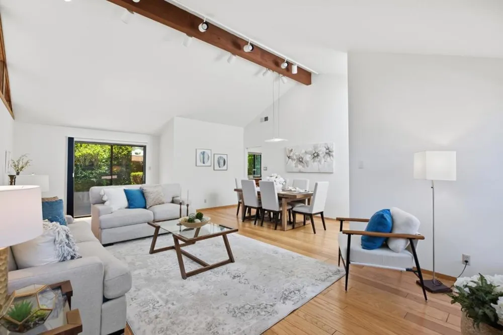 1940 Fallen Leaf Lane Los Altos, CA 94024