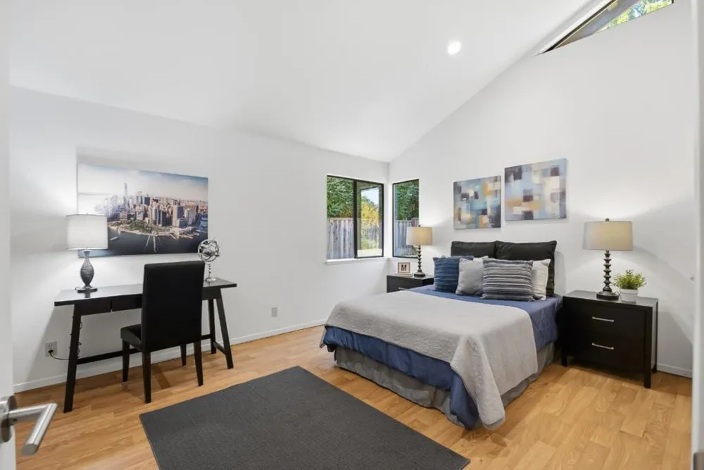 1940 Fallen Leaf Lane Los Altos, CA 94024