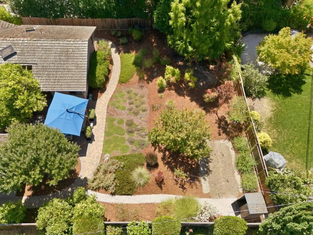1940 Fallen Leaf Lane Los Altos, CA 94024