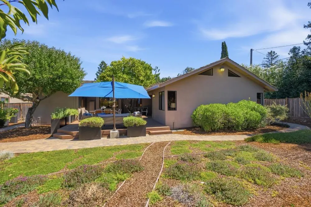 1940 Fallen Leaf Lane Los Altos, CA 94024
