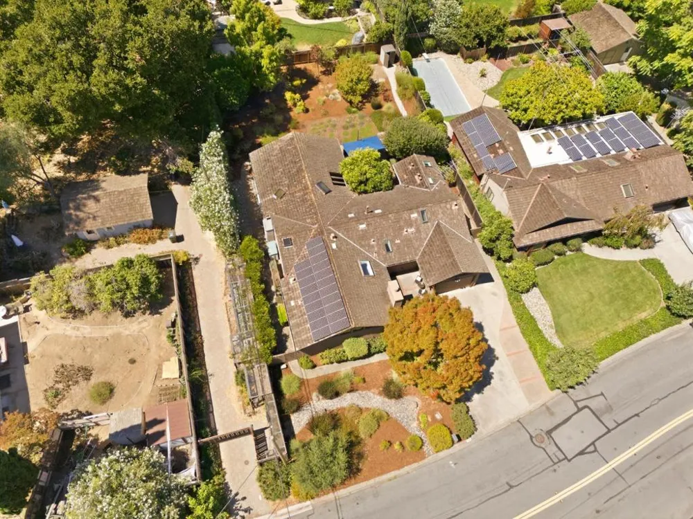 1940 Fallen Leaf Lane Los Altos, CA 94024