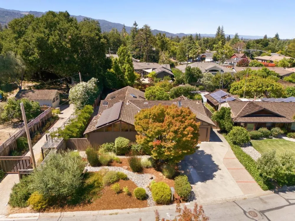 1940 Fallen Leaf Lane Los Altos, CA 94024